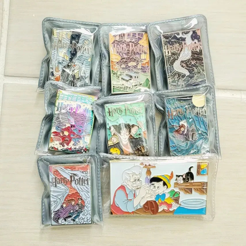 [BUNJANG] Harry Potter &amp; Pinocchio Badge Bundle Set / (일괄) 뱃지양도 해리포터 책표지 뱃지, 피노키오