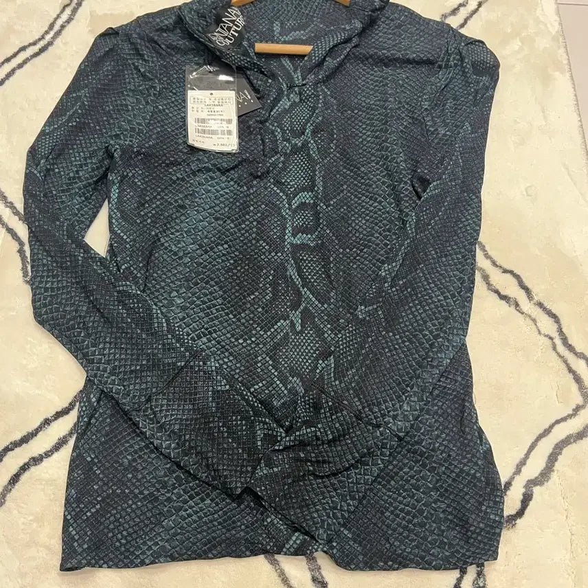 [BUNJANG] Fontana Couture Silk Top / 폰타나 꾸띄르 Fontana Couture 실크 탑 새상품 46