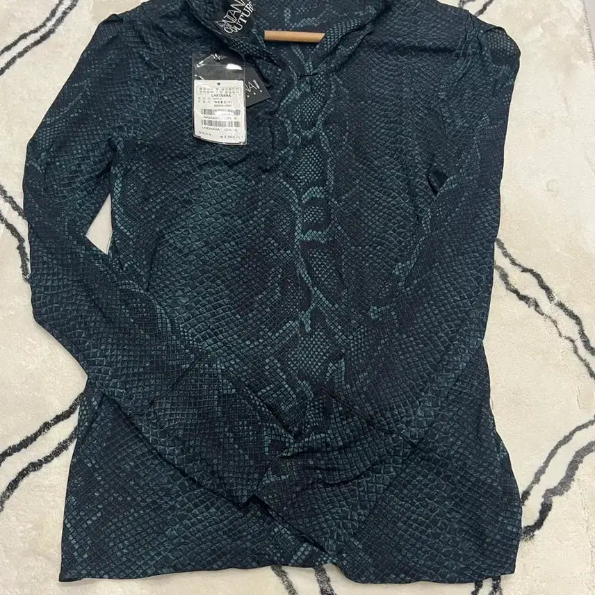 [BUNJANG] Fontana Couture Silk Top / 폰타나 꾸띄르 Fontana Couture 실크 탑 새상품 46