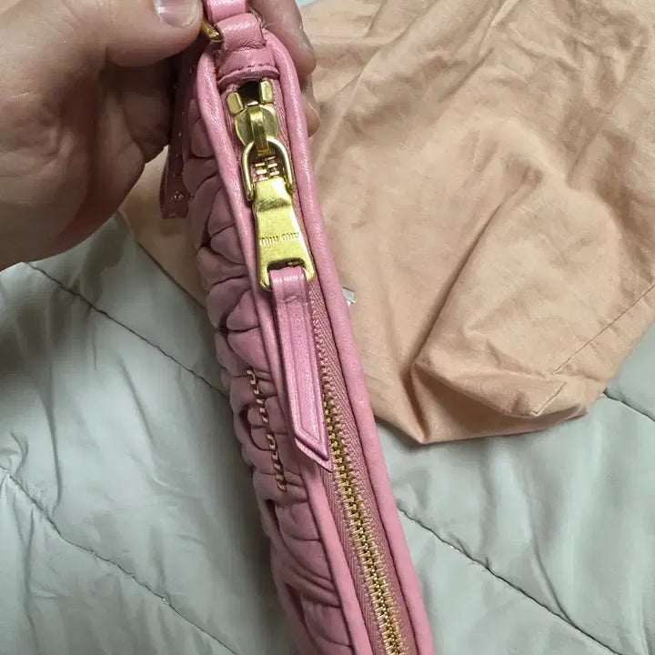 [BUNJANG] Miu Miu Clutch Bag / 미우미우 클러치