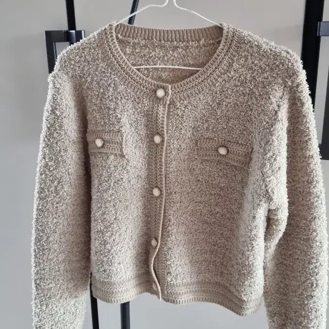 [BUNJANG] Beige Tweed Knit Cardigan / 베이지  트위드 니트 가디건 마른66까지