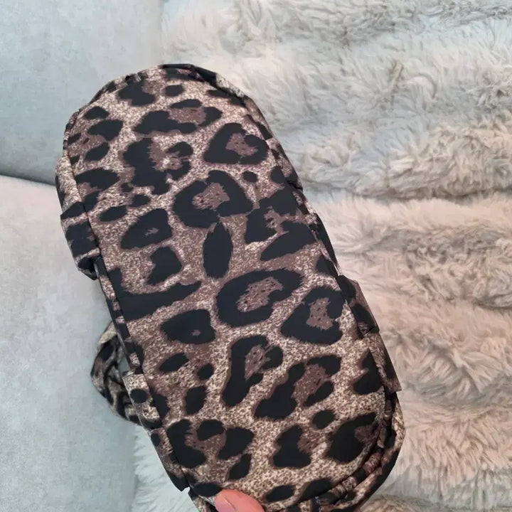 [BUNJANG] Benetton Leggero Padded Bag / 베네통 레제로 패딩백 거의새거