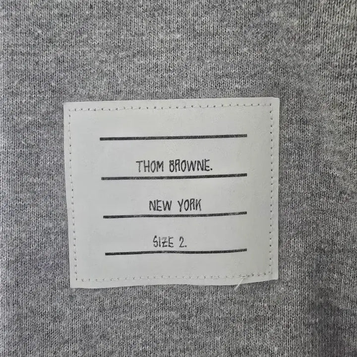 [BUNJANG] Thom Browne Gray Sweatshirt / (새상품급/25ss)톰브라운 그레이 맨투맨 2사이즈 급처분