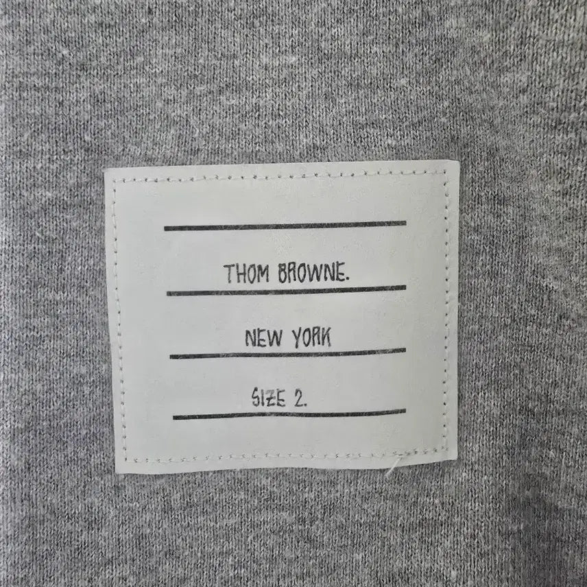 [BUNJANG] Thom Browne Gray Sweatshirt / (새상품급/25ss)톰브라운 그레이 맨투맨 2사이즈 급처분
