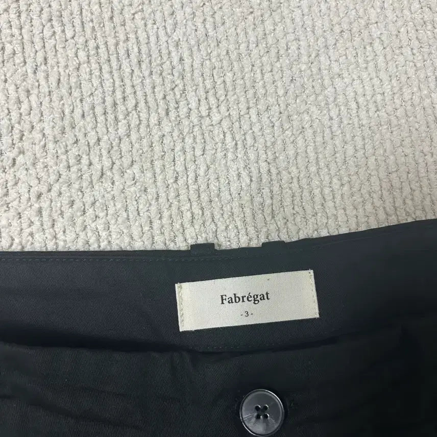 [BUNJANG] Fabreque O'clock One-Tuck Chino Pants Black / 파브레가 어클락 원턱 치노 팬츠 블랙 3사이즈