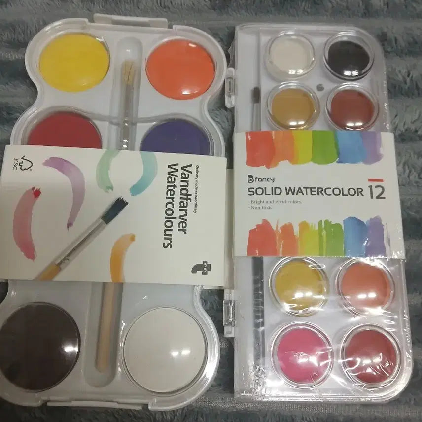 [BUNJANG] Watercolor Paints and Brushes Bundle Set / 물감,붓 일괄 가격