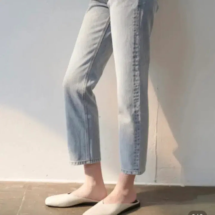 [BUNJANG] Mohan Slim Straight Jeans S Size / 모한 청바지 연청 택있는 새상품 S사이즈