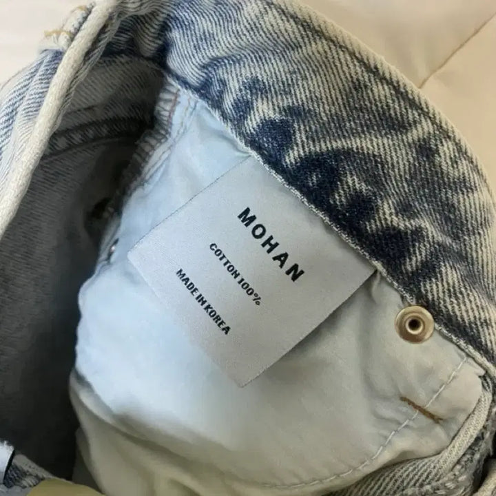 [BUNJANG] Mohan Slim Straight Jeans S Size / 모한 청바지 연청 택있는 새상품 S사이즈