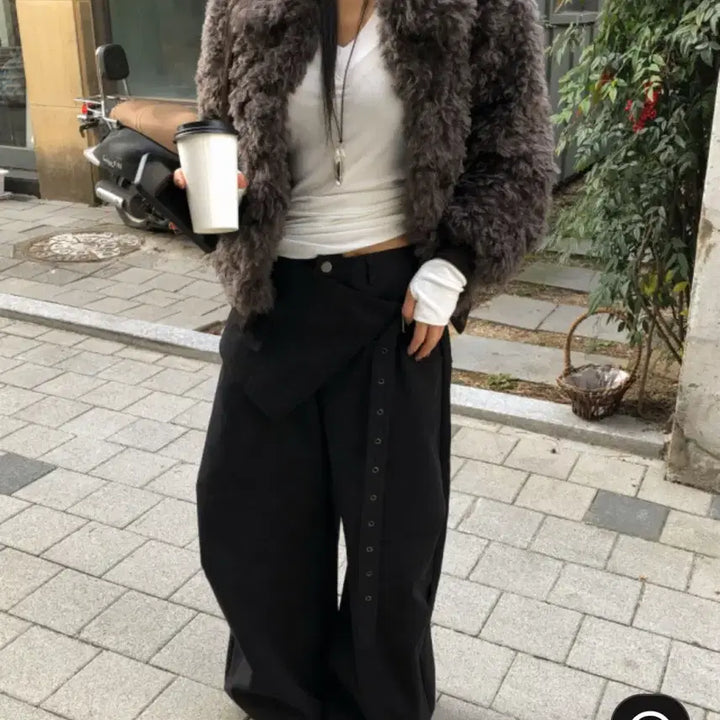 [BUNJANG] Seoulbased Warmer V-Neck Tee / 새상품) 서울베이스드 워머 브이넥 티 지그재그에이블리 릿킴