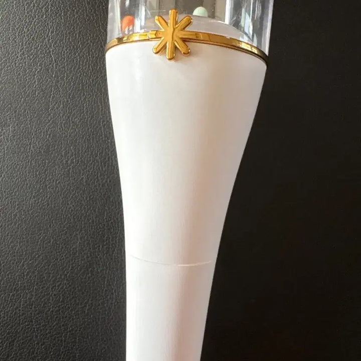 [BUNJANG] IZ*ONE Official Light Stick / 아이즈원 응원봉 팝니다