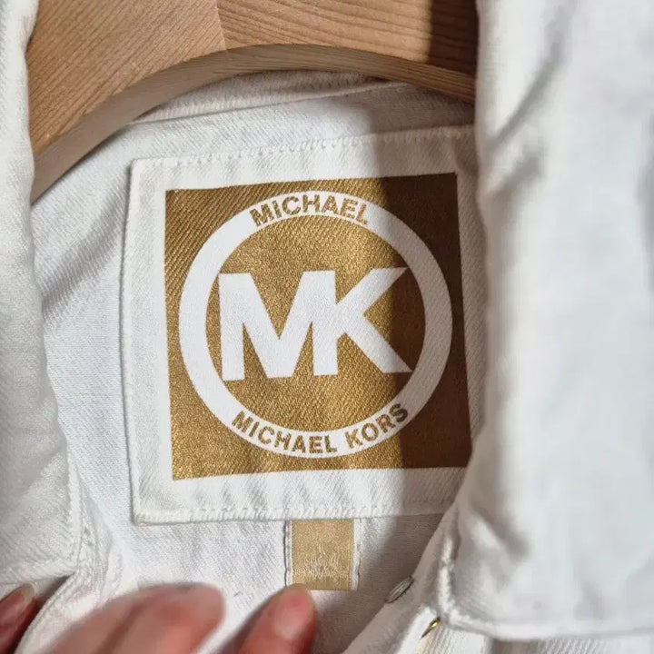 [BUNJANG] Michael Kors White Denim Jacket L / 마이클코어스 화이트 데님 자켓 L