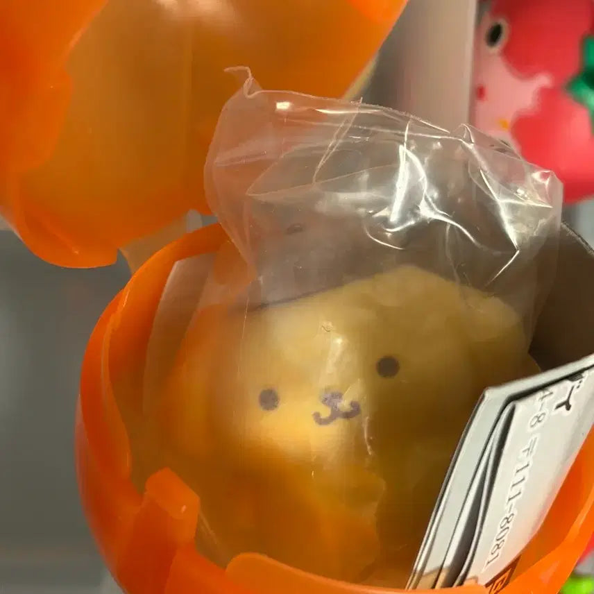 [BUNJANG] Sanrio Pompompurin Fluffy Mascot Figure / 산리오 폼폼푸린 플러피 마스코트 가챠