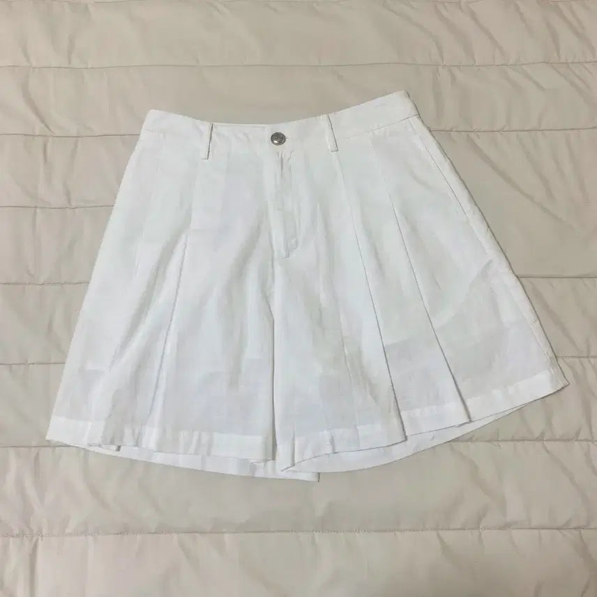 [BUNJANG] Lenina Pleated Half Pants White S / 르니나 Lenina 플리츠 하프 팬츠 화이트 S