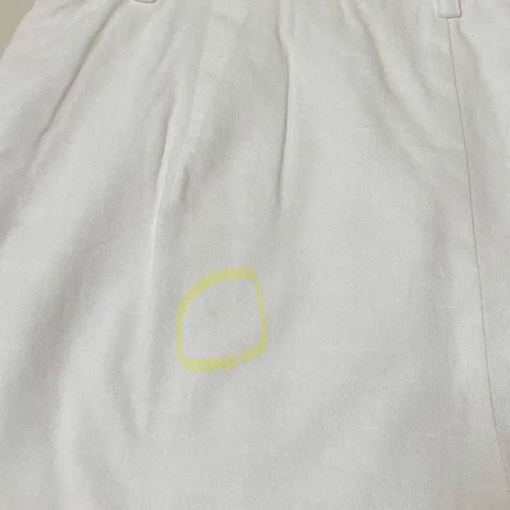 [BUNJANG] Lenina Pleated Half Pants White S / 르니나 Lenina 플리츠 하프 팬츠 화이트 S