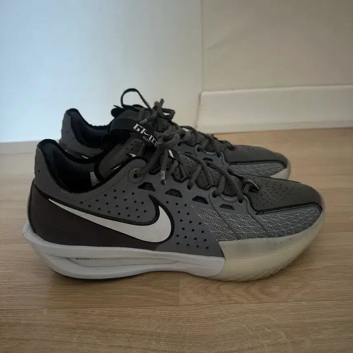 [BUNJANG] GT Cut 3 Gray Sneakers / 지티컷3