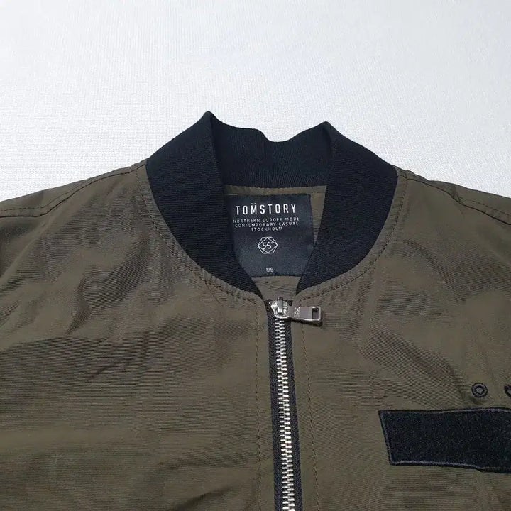 [BUNJANG] Toms Story Khaki Bomber Blouson Jacket / 톰스토리 카키색 봄버 블루종 점퍼 여성95