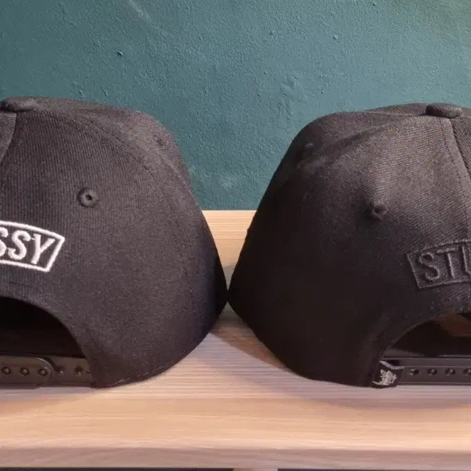 [BUNJANG] Stussy Snapback Cap / 스투시 스냅백.블랙자수.화이트자수.