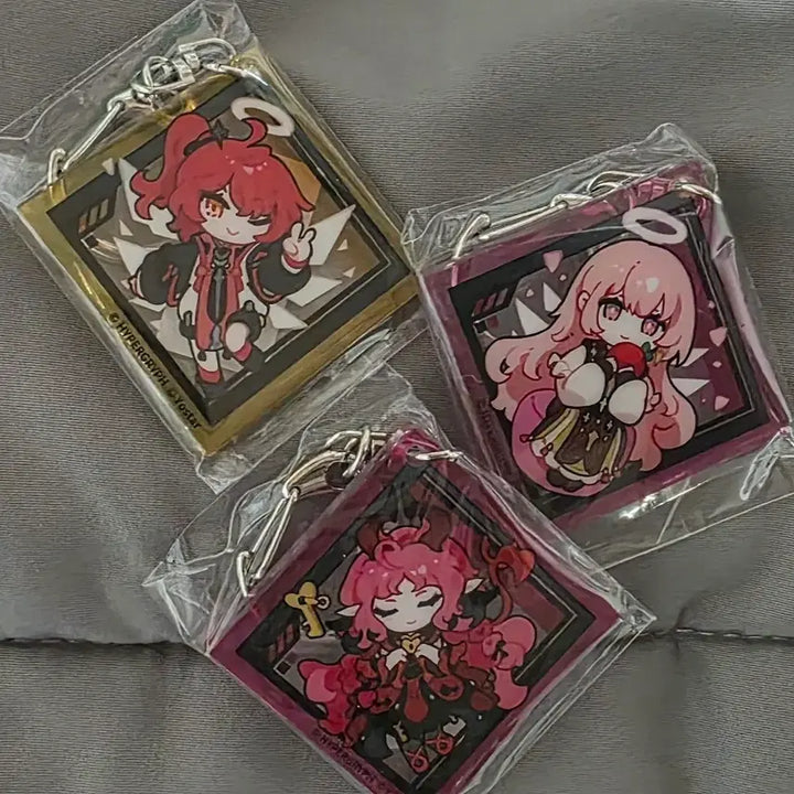 [BUNJANG] Arknights 6th Anniversary Limited Acrylic Keyring / 명일방주 6주년 한정 키링 르무엔&신시아&님프 판매