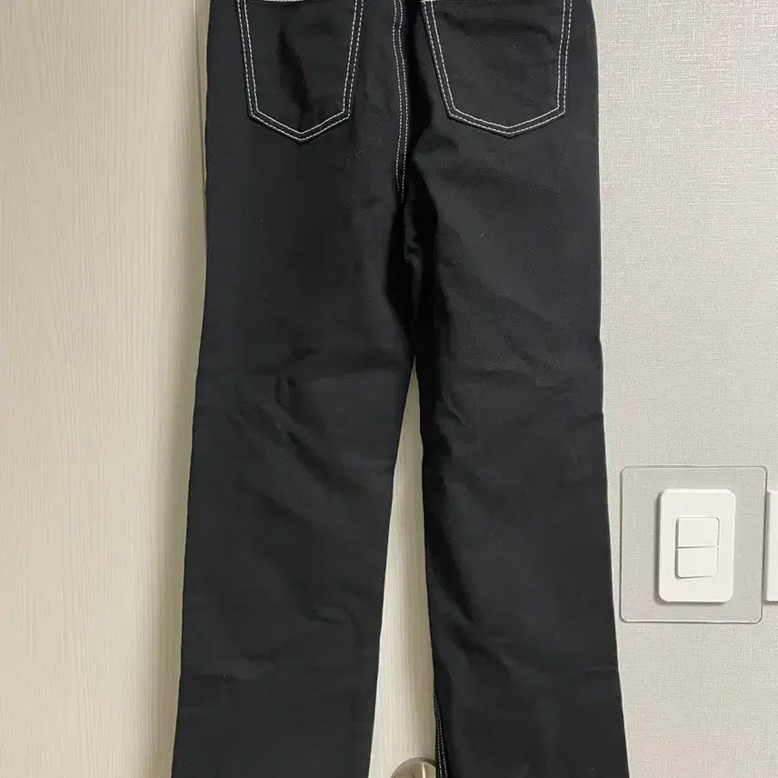 [BUNJANG] Black Stitch Point Denim Pants / [새상품] 블랙 스티치 포인트 데님팬츠