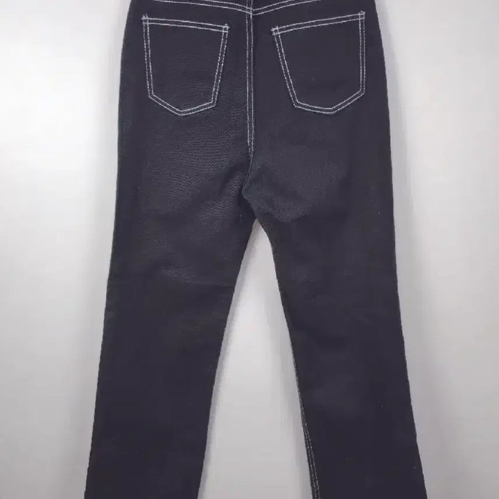 [BUNJANG] Black Stitch Point Denim Pants / [새상품] 블랙 스티치 포인트 데님팬츠