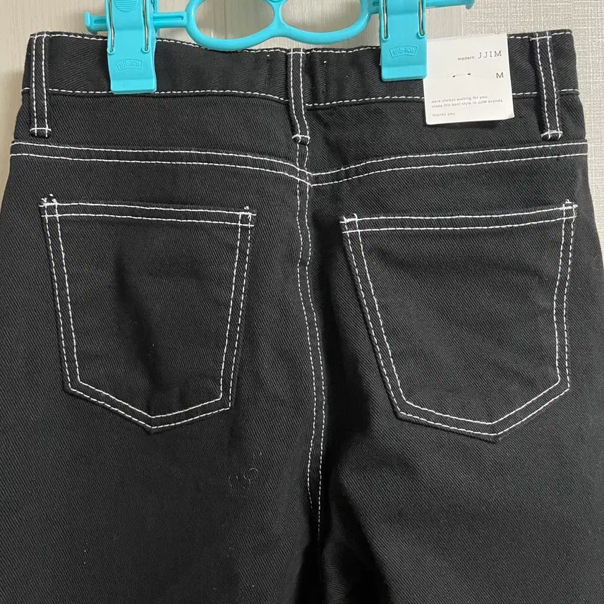 [BUNJANG] Black Stitch Point Denim Pants / [새상품] 블랙 스티치 포인트 데님팬츠