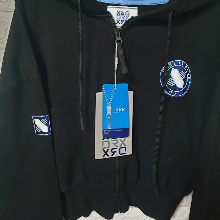 [BUNJANG] DRX Lilka Crop Hoodie / DRX 릴카 크롭 후드집업 판매합니다