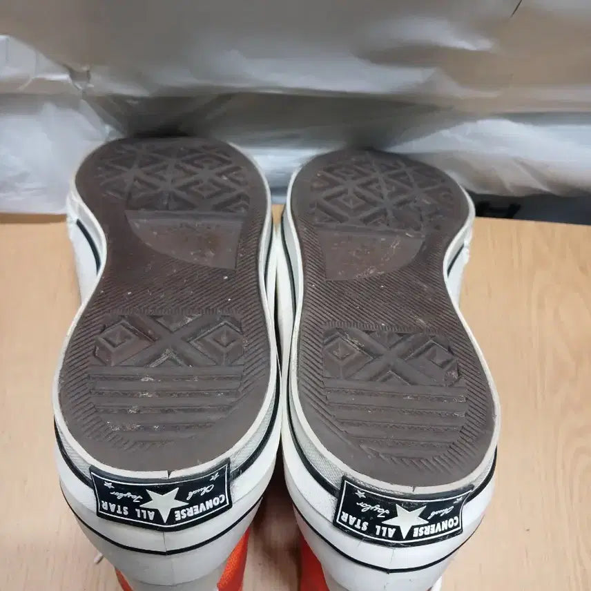 [BUNJANG] Converse Chuck Taylor High Bold Mandarin Sneakers / 260mm 컨버스 척테일러 하이 볼드 만다린 (4290)