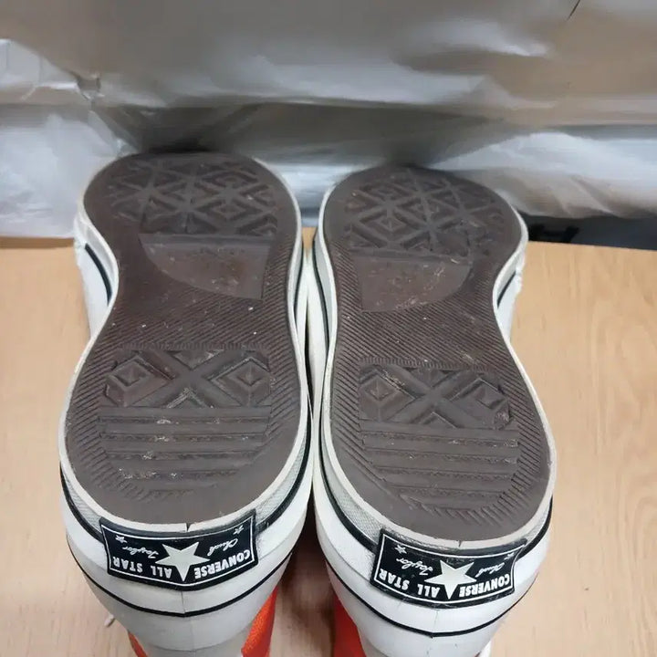 [BUNJANG] Converse Chuck Taylor High Bold Mandarin Sneakers / 260mm 컨버스 척테일러 하이 볼드 만다린 (4290)