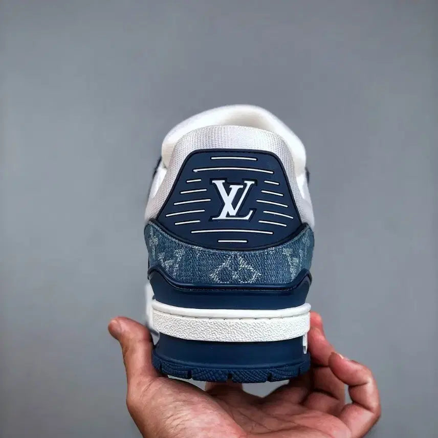 [BUNJANG] LV Trainer Blue Sneakers / LV Trainer 라인의 캐주얼 데일리 블루 스니커즈를 급하게