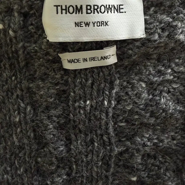 [BUNJANG] Thom Browne Aran Cable Mohair Sleeveless Knit Top / 톰브라운 아란 케이블 모헤어 민소매니트