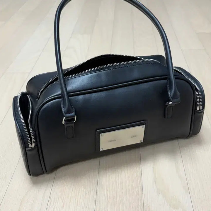 [BUNJANG] Matinkim Shoulder Bag - Black / 마뗑킴 가방