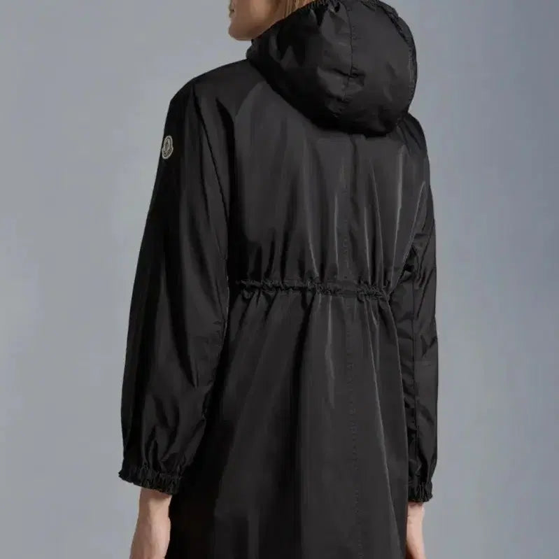 [BUNJANG] Moncler Windbreaker Jacket / 몽클레어 바람막이 55