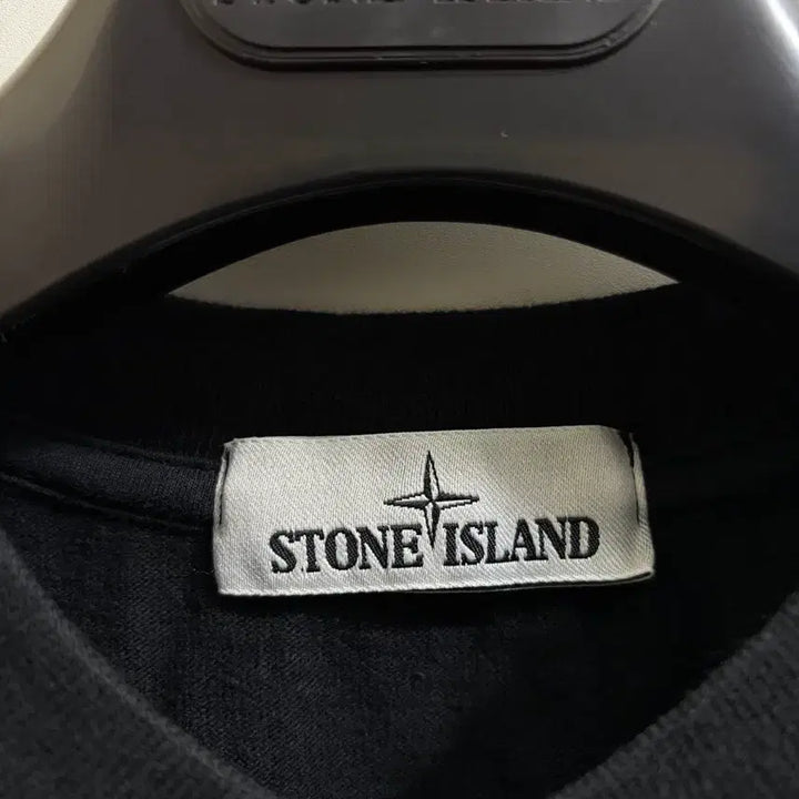 [BUNJANG] Stone Island V-Neck Long Sleeve T-Shirt / 스톤아일랜드 브이넥 롱슬리브 티셔츠 90
