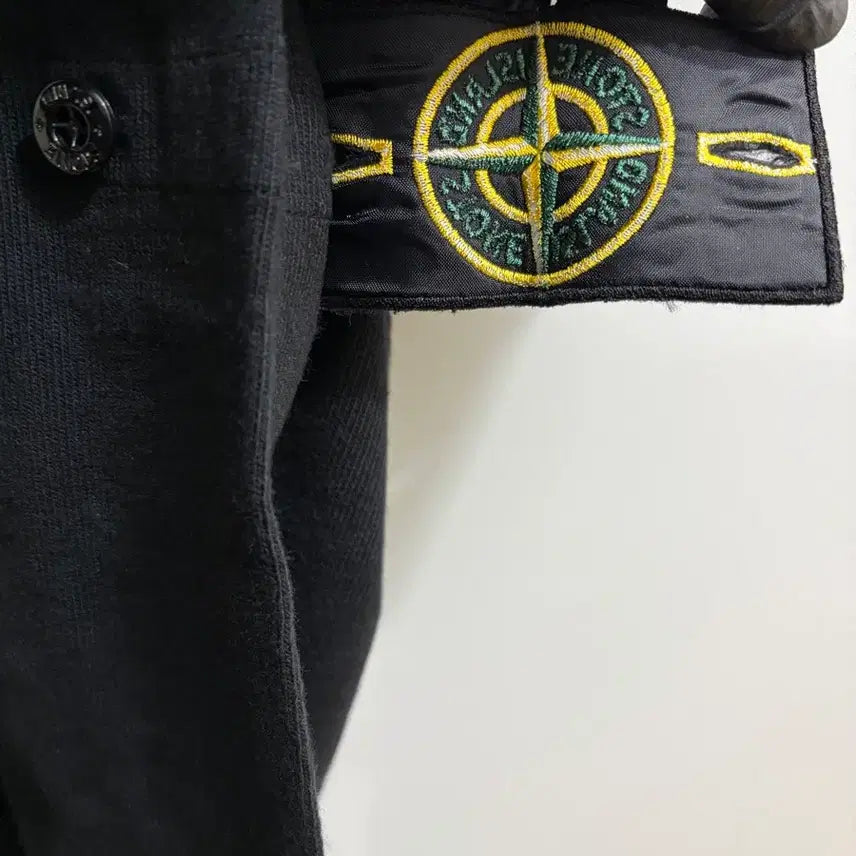 [BUNJANG] Stone Island V-Neck Long Sleeve T-Shirt / 스톤아일랜드 브이넥 롱슬리브 티셔츠 90