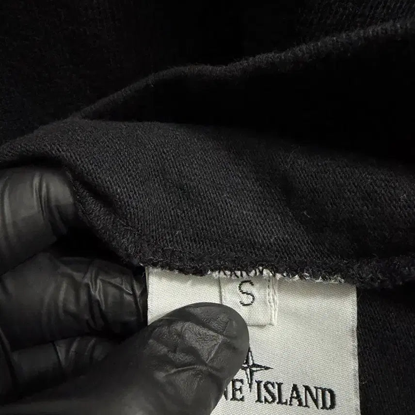 [BUNJANG] Stone Island V-Neck Long Sleeve T-Shirt / 스톤아일랜드 브이넥 롱슬리브 티셔츠 90