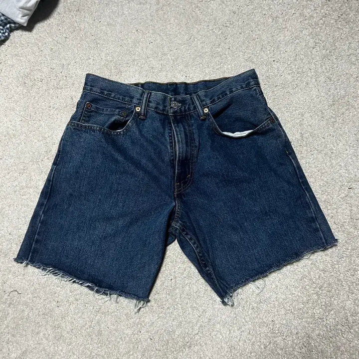 [BUNJANG] Levi's 550 Cut-Off Denim Shorts / 리바이스550 컷오프 데님 반바지 32사이즈