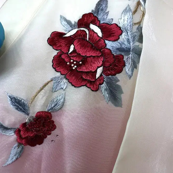 [BUNJANG] Hand-Embroidered Hanbok Dress / k526 손자수 견본한복/여77-88/키157-162/가슴100/사놀까