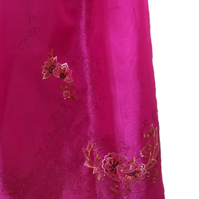 [BUNJANG] Hand-Embroidered Hanbok Dress / k526 손자수 견본한복/여77-88/키157-162/가슴100/사놀까