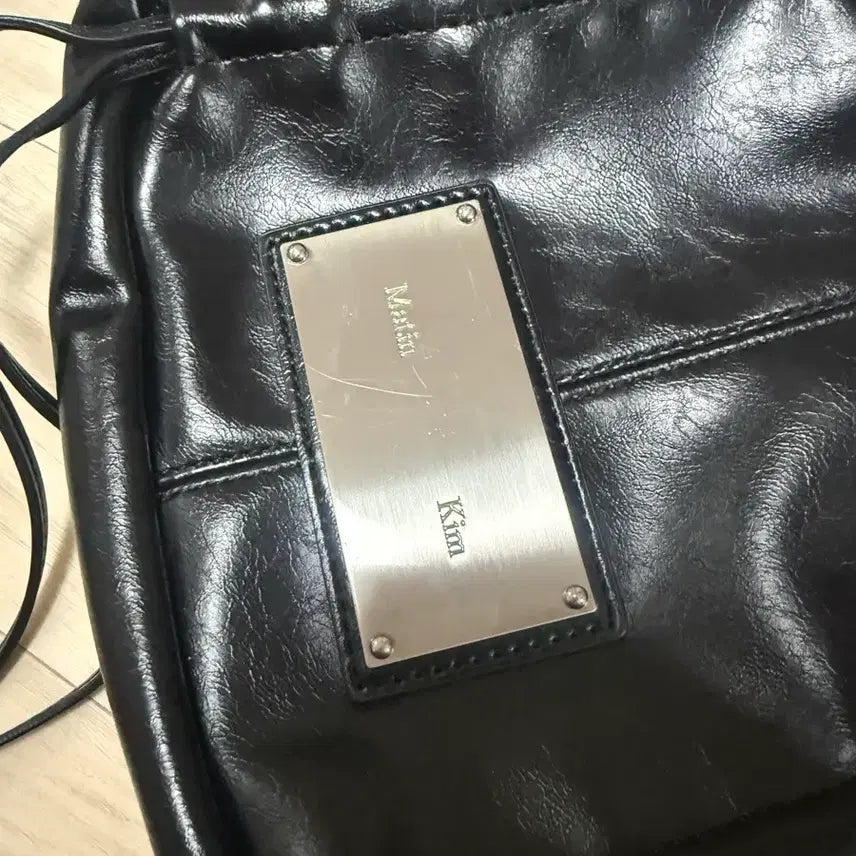 [BUNJANG] Matinkim Half Shirring Ribbon Round Bag Black / 마뗑킴 하프 셔링 리본 라운드 백 블랙