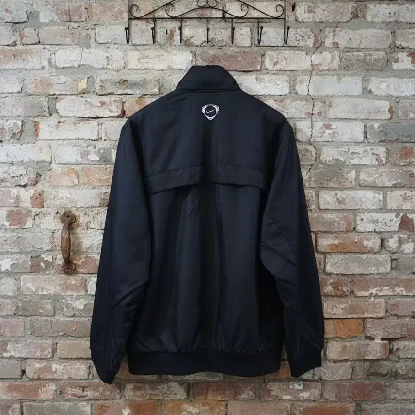 [BUNJANG] Nike Juventus Sphere Thermal Training Jacket / 나이키 유벤투스 바람막이 100