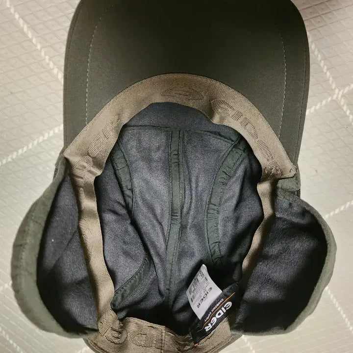 [BUNJANG] EIDER Quilted 5-Panel Cap (Khaki) / 새상품급) 아이더 패딩 퀼팅 5패널 캡 (Khaki)