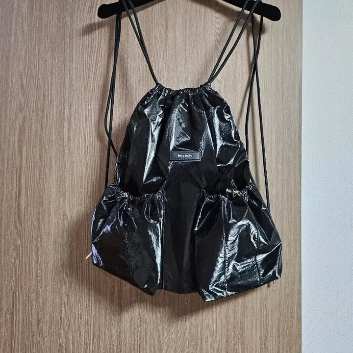 [BUNJANG] JUCY JUDY Glossy String Backpack / 쥬시쥬디 글로시 스트링 백팩