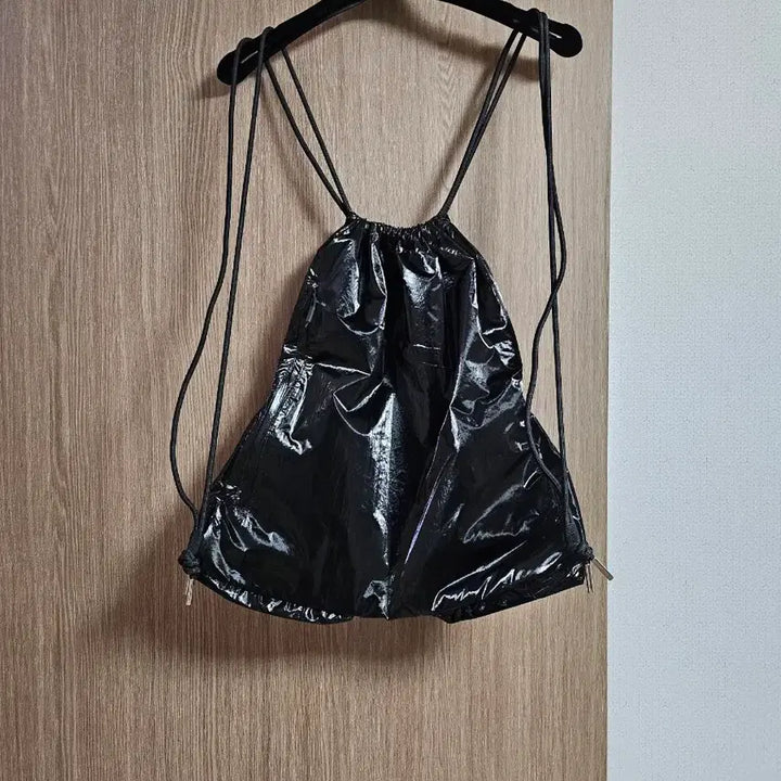[BUNJANG] JUCY JUDY Glossy String Backpack / 쥬시쥬디 글로시 스트링 백팩