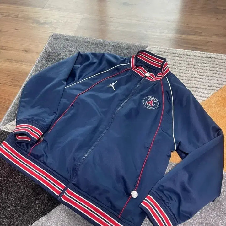 [BUNJANG] Jordan Paris Saint-Germain Navy Track Jacket / 정품조던 파리생제르망 네이비 트랙 자켓