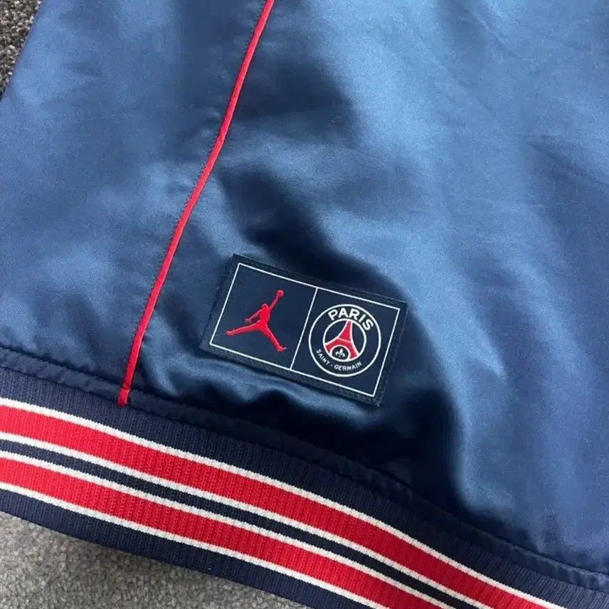 [BUNJANG] Jordan Paris Saint-Germain Navy Track Jacket / 정품조던 파리생제르망 네이비 트랙 자켓