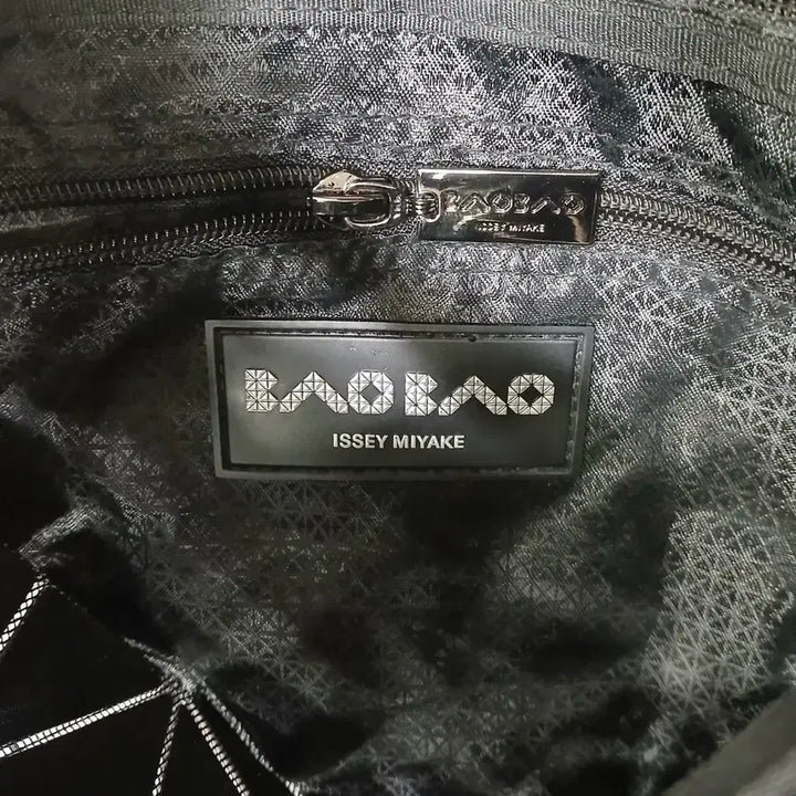 [BUNJANG] BAOBAO Shoulder Bag / [정품 미사용 새상품] BAOBAO 바오바오 숄더백 가방