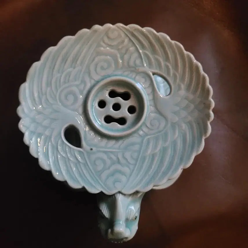 [BUNJANG] Songwol Kim Jong-ho Celadon Porcelain Turtle Dragon Overflow Cup / "희귀" 청자 거북 구룡 계영배