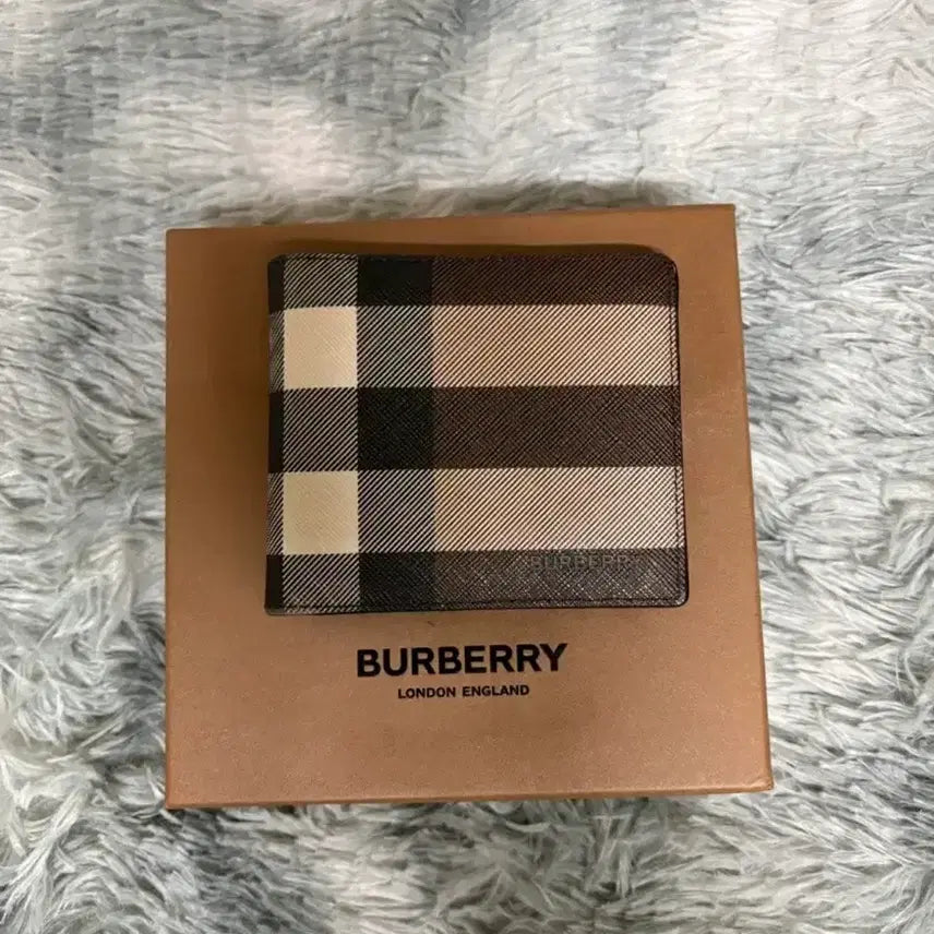 [BUNJANG] Burberry Check Bifold Wallet Brown / 버버리 체크 반지갑 브라운