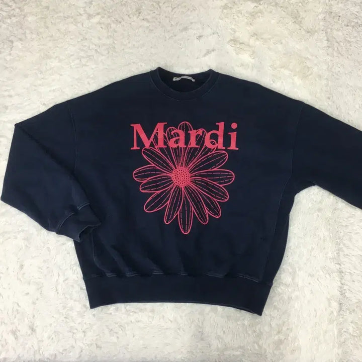 [SOLD OUT] 마르디메르크디 여성 빅로고 맨투맨 만원샵 BB26