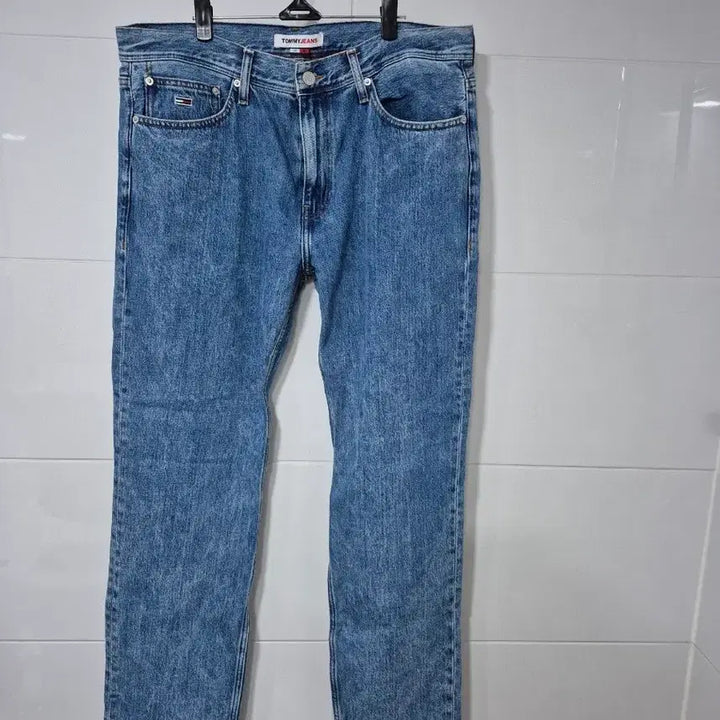 [BUNJANG] Tommy Hilfiger Light Wash Denim Jeans / 타미진스 연청 데님 청바지34